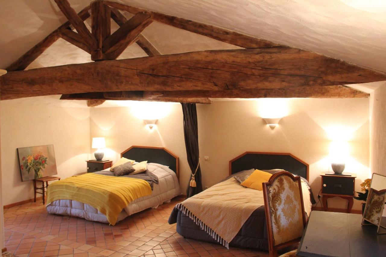 Les Chambres D'Hotes De La Metairie Du Bourg Ле-Эрбье Экстерьер фото
